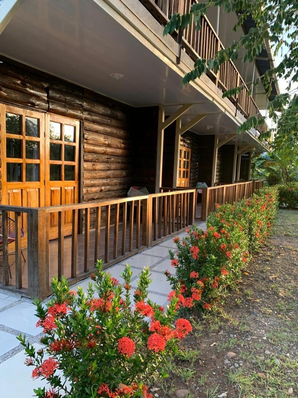 Hotel Luna Azul Tatacoa Вільяв'єха Екстер'єр фото